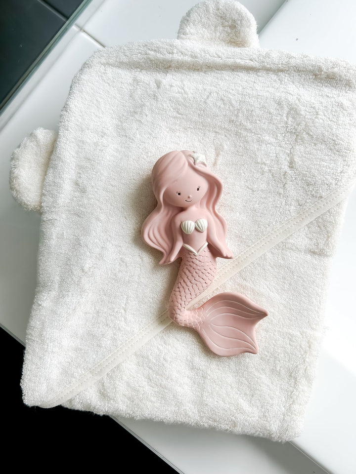 Maeve the Mermaid Natural Rubber Teether | Berry