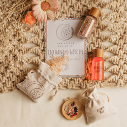 The Enchanted Garden Large Potion Kit is the perfect introduction to mindfulness from The Little Potion Co! They are for those seeking to start on their magical journey and help to promote imaginative play. 
