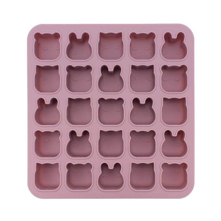 This non-toxic silicone tray with 25 snack-sized pods can tackle cold and hot delights for the entire family. Whether you need to freeze home-made baby puree, nourish the grownups with savoury muffins or treat someone with cute mini cakes, the Freeze & Bake Poddie has you covered.