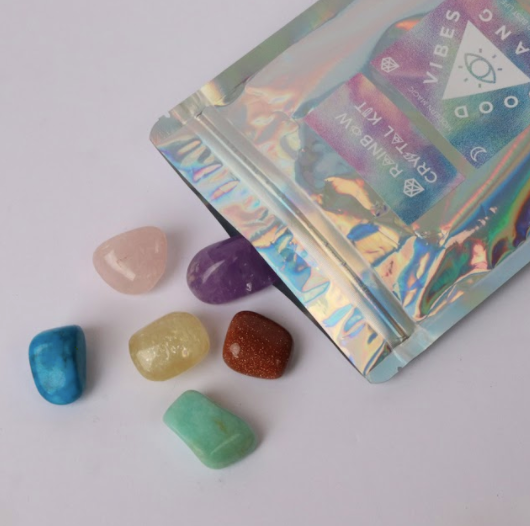 Do your kids love crystals? This Rainbow Crystal Kit By Good Vibes Gang will encourage them to learn more about crystals!  An introductory kids crystal kit in the colours of the rainbow! Each crystal has a simple encouraging message for kids as well!   Responsibly sourced crystals blessed with reiki and good vibes and hand packed in Melbourne, Australia.