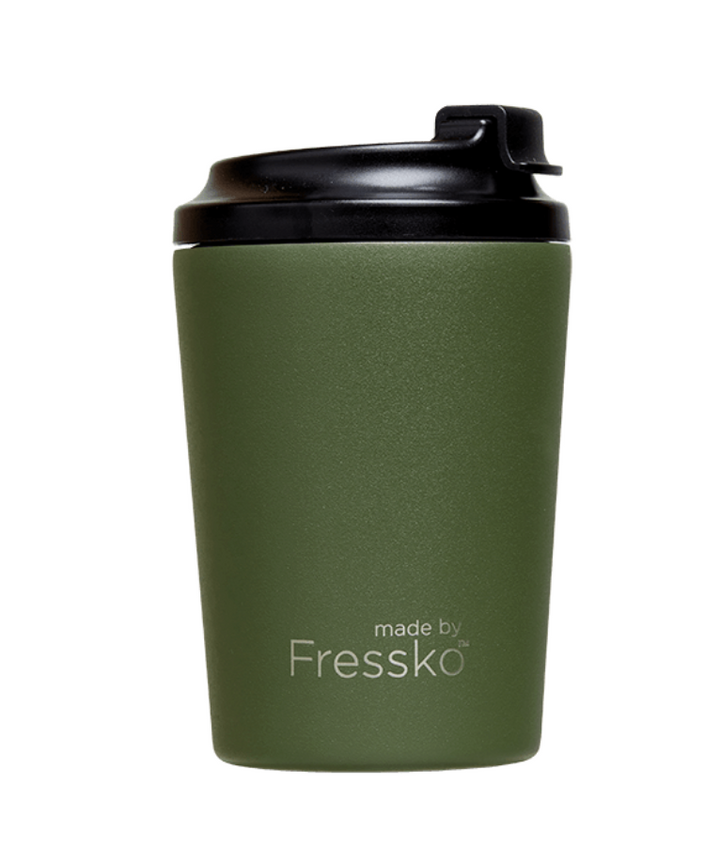 Enjoy your take away coffee, tea or hot chocolate with the Khaki Bino Cup from Fressko!