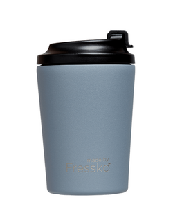 Enjoy your take away coffee, tea or hot chocolate with the River Bino Cup from Fressko! 