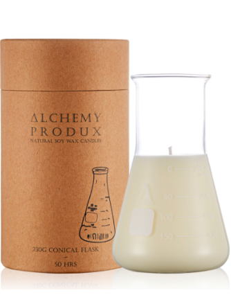 Get a whiff of this insanely yummy Coconut & Lime candle! Set in a chemistry flask, this range by Alchemy are about mixing a Science vibe with incredible scents. 