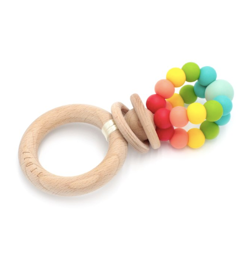 Ease your bubs teething with these Ring Pop Teethers in Rainbow!  Designed by Lluie in Melbourne, Australia; the ring pop teething Rattle™ twists 360 degrees, rattles beautifully and allows for a good hearty chomping session!