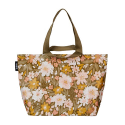 All the bases are covered with the Khaki Floral Shopper Tote Bag by Kollab. Reinforced to handle the everyday & more. Use as a beach bag, tote bag, overnight bag... or for a stylish storage solution.